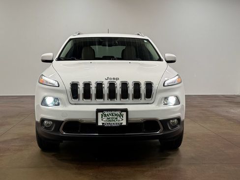 Used 2017 Jeep Cherokee Limited AWD/4WD image 28