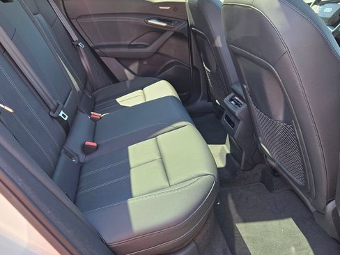 Used 2025 Audi Q6 e-tron Premium Plus w/ Premium Plus AWD/4WD image 28