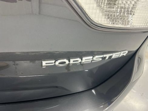 Used 2023 Subaru Forester Premium AWD/4WD image 26
