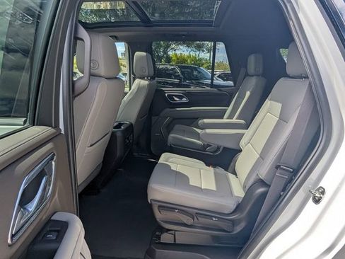 Used 2023 Chevrolet Tahoe LT w/ LT Signature Plus Package image 13