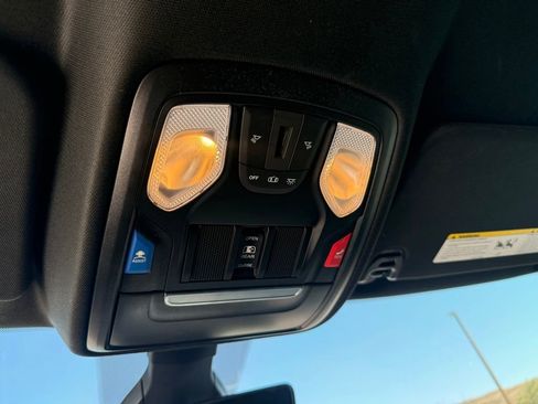 Used 2022 RAM 1500 Big Horn AWD/4WD image 19