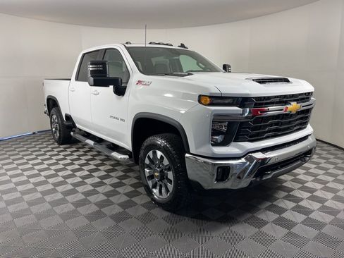 New 2026 Chevrolet Silverado 2500 LT w/ Safety Package image 6