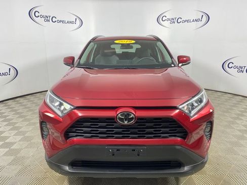 Used 2019 Toyota RAV4 XLE w/ Convenience Package AWD/4WD image 2