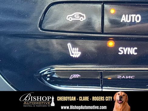 Used 2023 Buick Envision Essence AWD/4WD image 36
