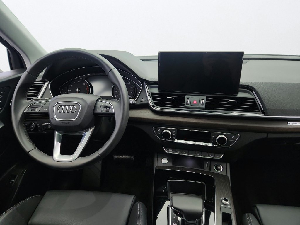 Used 2024 Audi Q5 2.0T Premium AWD/4WD image 27