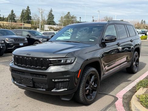 Used 2024 Jeep Grand Cherokee L Limited w/ Luxury Tech Group II AWD/4WD image 4