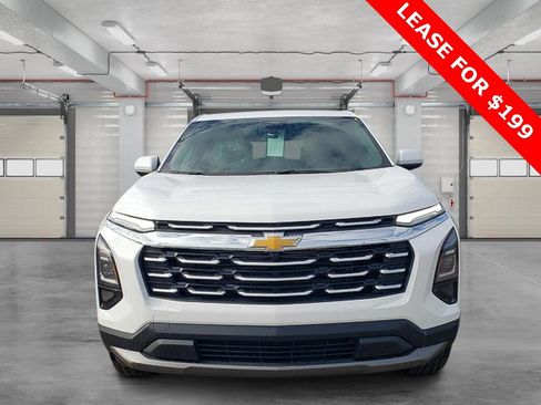 New 2026 Chevrolet Equinox LT image 2