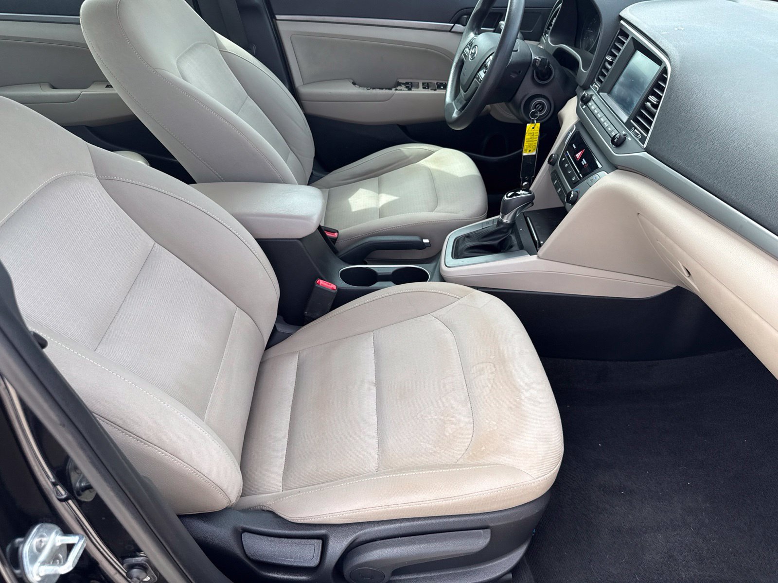Used 2017 Hyundai Elantra SE FWD image 23