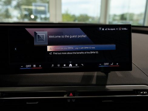 Used 2025 BMW iX xDrive50 w/ Premium Package image 27