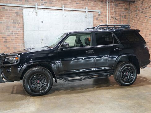 Used 2019 Toyota 4Runner TRD Pro image 11