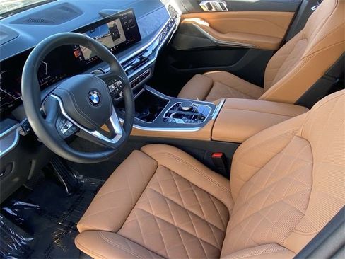 Certified 2024 BMW X5 xDrive40i w/ Premium Package image 20