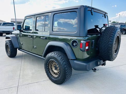 Used 2022 Jeep Wrangler Unlimited Sport AWD/4WD image 29