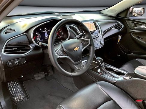 Used 2023 Chevrolet Malibu LT image 17