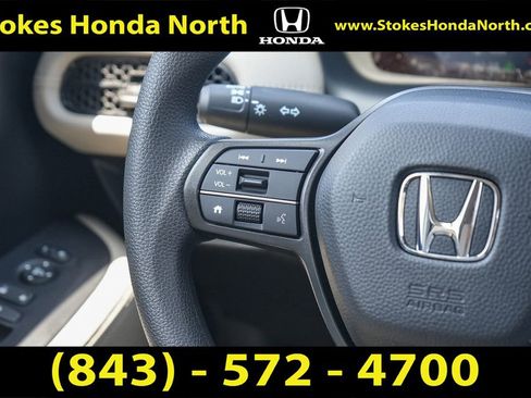 New 2026 Honda HR-V LX image 13
