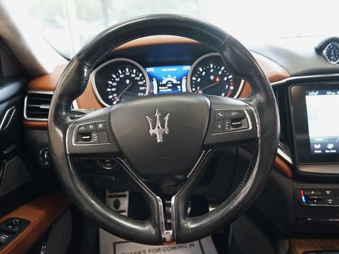 Used 2019 Maserati Ghibli S GranLusso AWD/4WD image 36