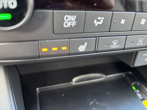 New 2026 Subaru Outback Limited image 12