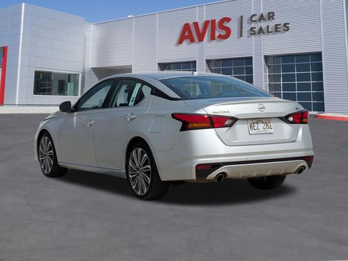 Used 2023 Nissan Altima 2.5 SL FWD image 9