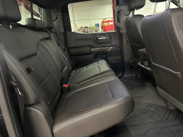 Used 2019 Chevrolet Silverado 1500 LTZ w/ LTZ Premium Package AWD/4WD image 16