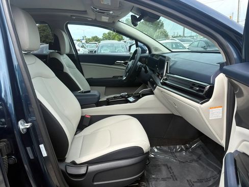 Used 2025 Kia Sportage EX w/ EX Premium Package AWD/4WD image 15