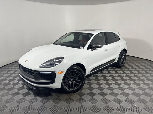 Certified 2024 Porsche Macan Turbo AWD/4WD image 1