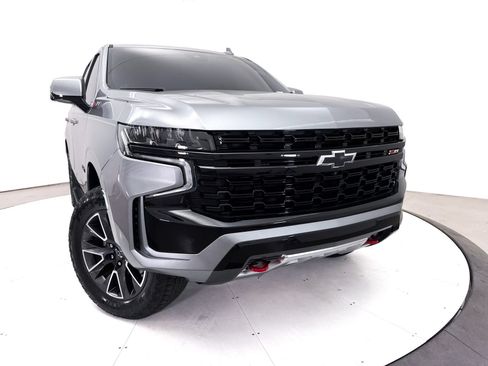 Used 2023 Chevrolet Tahoe Z71 w/ Luxury Package AWD/4WD image 6