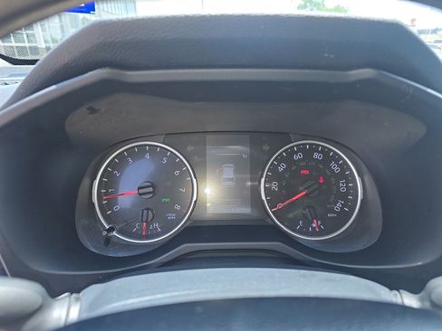 Used 2020 Toyota RAV4 XLE FWD image 10