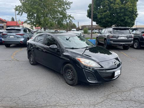 Used 2011 MAZDA MAZDA3 i Sport FWD image 7