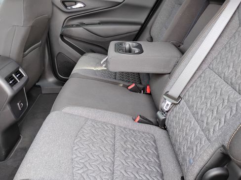 Used 2023 Chevrolet Equinox LT FWD image 18