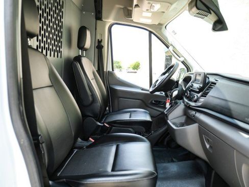 Used 2020 Ford Transit 250 Medium Roof RWD image 26