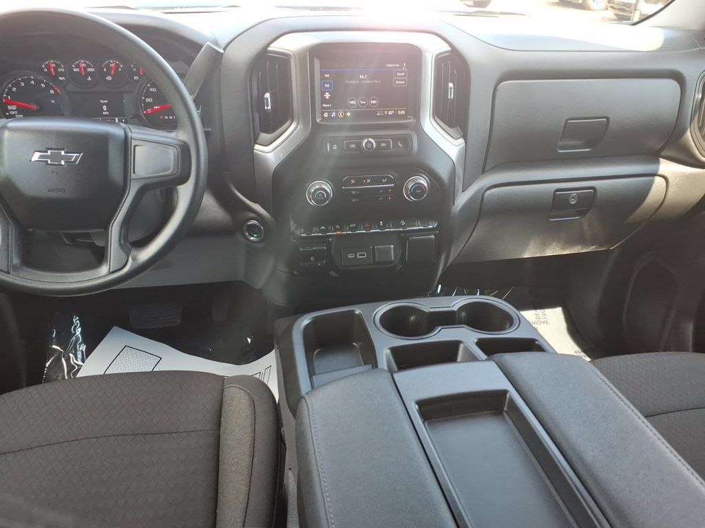 Used 2024 Chevrolet Silverado 1500 Custom Trail Boss AWD/4WD image 10