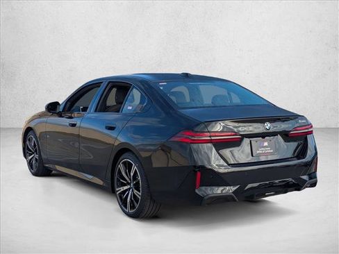 New 2026 BMW 530i RWD image 9
