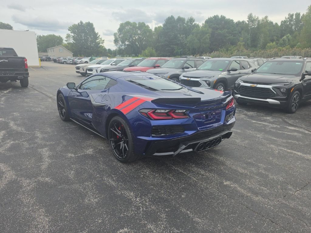 New 2027 Chevrolet Corvette Grand Sport w/ Z52 Sport Performance Package RWD image 5