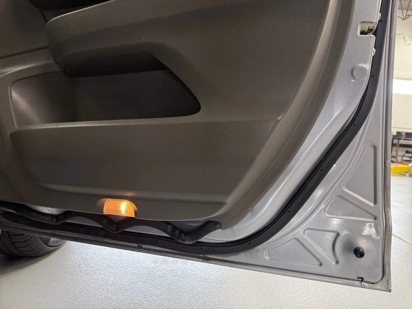 Used 2017 Honda Odyssey EX-L image 43