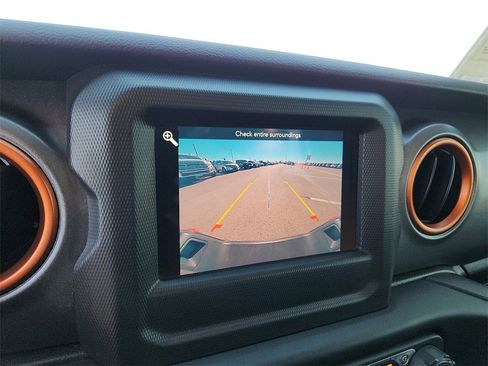 Used 2021 Jeep Gladiator Mojave w/ LED Lighting Group image 17