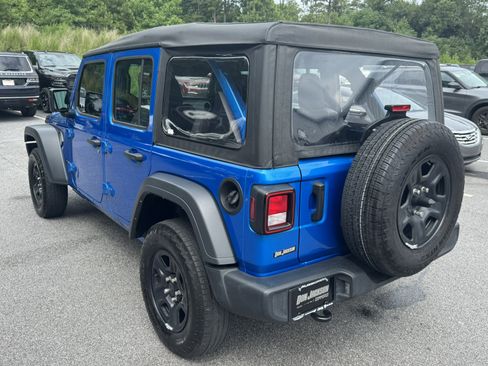 Used 2025 Jeep Wrangler Unlimited Sport AWD/4WD image 7