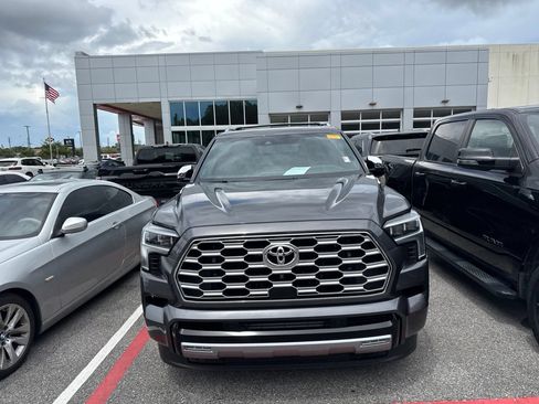 Used 2026 Toyota Sequoia Capstone AWD/4WD image 2