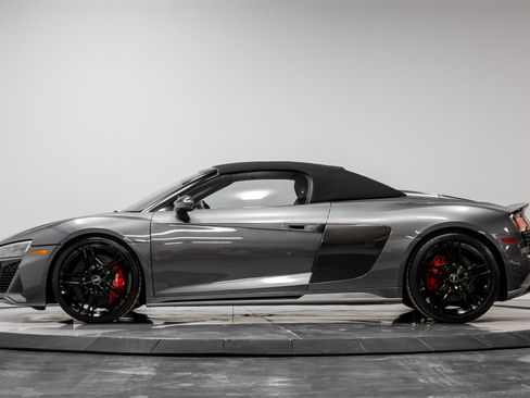 Used 2022 Audi R8 V10 performance image 27