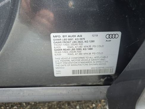 Used 2020 Audi Q5 e Premium Plus AWD/4WD image 21