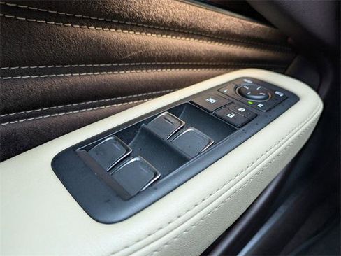 Certified 2020 Lexus LS 500 image 25