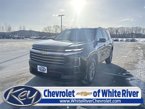 New 2026 Chevrolet Traverse LT w/ Driver Confidence Package image 1