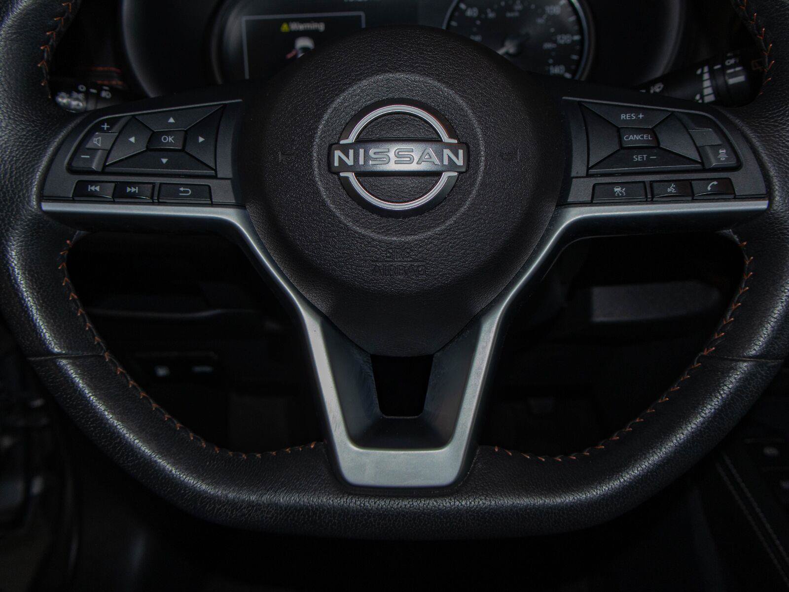 Used 2023 Nissan Kicks SR FWD image 11
