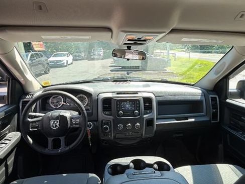 Used 2017 RAM 1500 Express AWD/4WD image 27