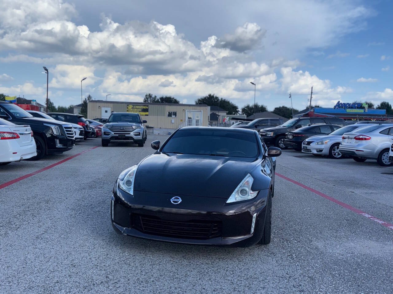 Used 2016 Nissan 370Z Coupe RWD image 4