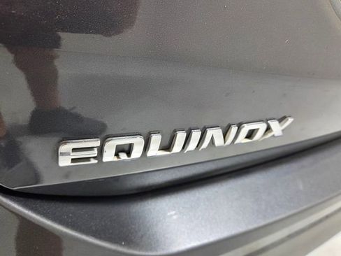 Used 2022 Chevrolet Equinox LT FWD image 11