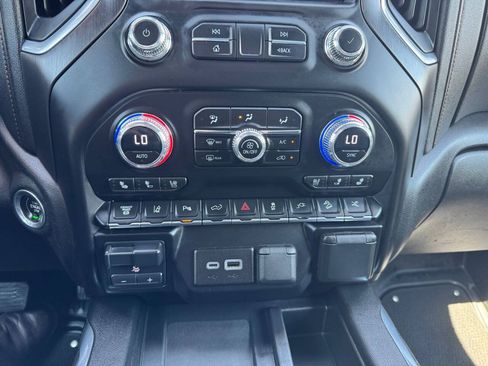 Used 2023 GMC Sierra 3500 AT4 w/ AT4 Premium Plus Package AWD/4WD image 26