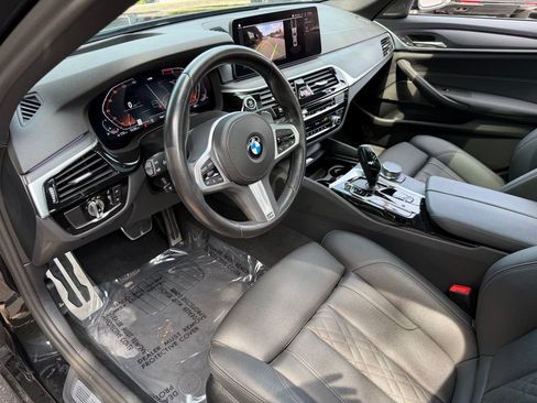 Used 2023 BMW 530i w/ M Sport Package RWD image 25