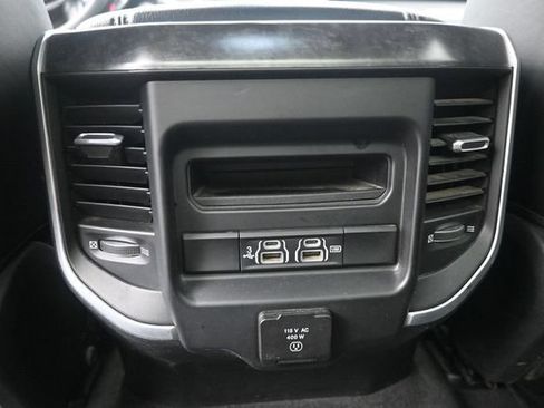 Used 2020 RAM 1500 Big Horn AWD/4WD image 7