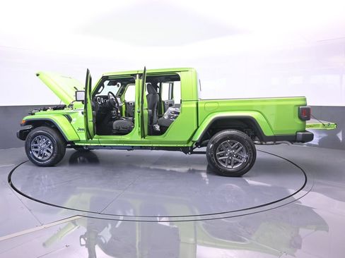 Used 2025 Jeep Gladiator Sport AWD/4WD image 68