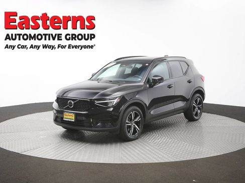 Used 2024 Volvo XC40 B5 Core AWD/4WD image 56