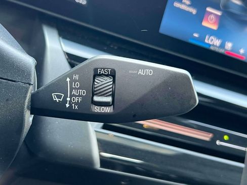 Used 2026 BMW 530i xDrive w/ Premium Package AWD/4WD image 24